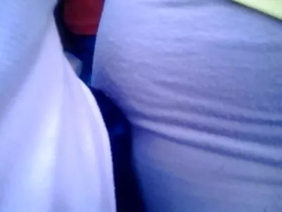Флиртуващата ебане на бабички жена Вивиен трябва да спи по пътя си към върха