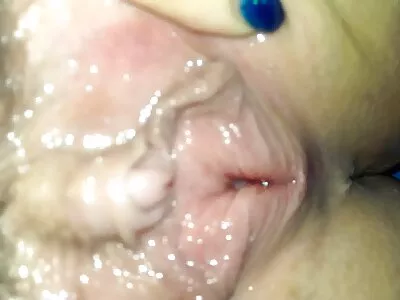 Миниатюрната блондинка Саманта Роун се блъска sexi lelki com от шипован