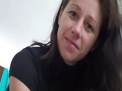 Грудастата латинка и русокосата приятелка облизват путки до прозореца порно с баби