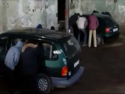 Получаването му анално е начинът да се накаже палавата seks sas stari babi доведена дъщеря