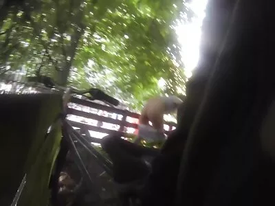Русата милфа доминира примамливата доведена дъщеря, секссбаби използваща страпон